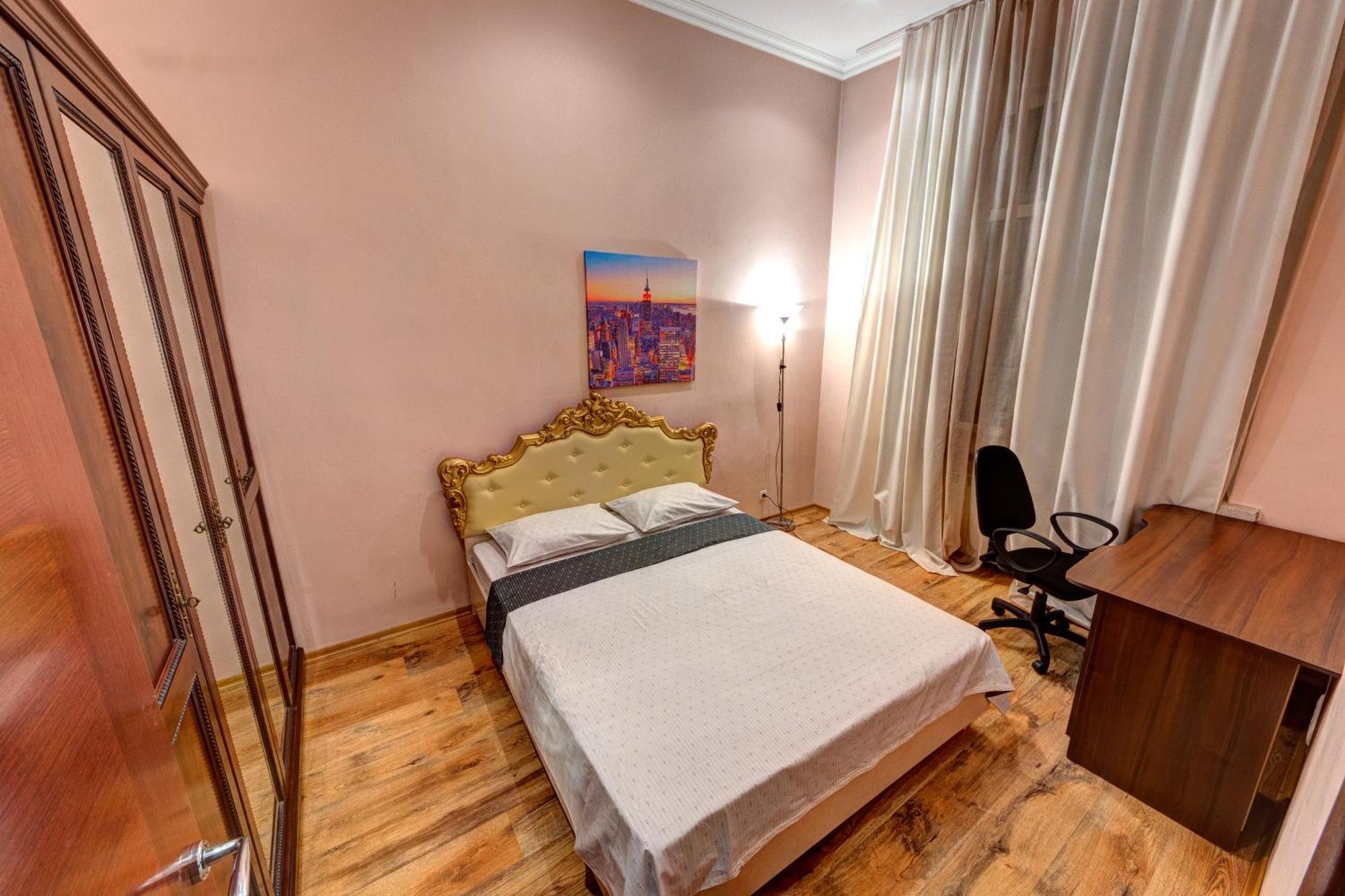 Apartment Saksahanskoho St, 48 Kiev Exteriör bild